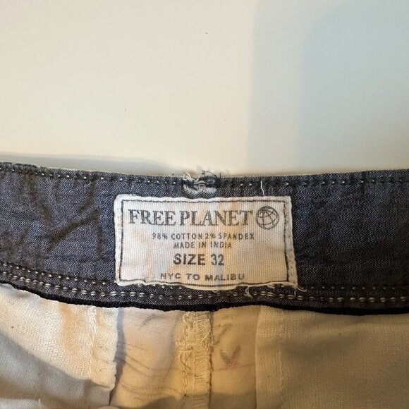 Free Planet Men’s Size 32 Shorts Tropical Print Palm Trees Sailboats - Picture 3 of 6